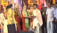 Jagan Reddy, K Chandrasekhar Rao attend ‘Sanyas Deeksha Sweekaran’s’ event in AP 
