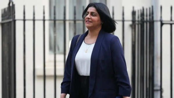 ‘Need to put British people first’: Row erupts as Shabana Mahmood backs more legal refugee routes to UK