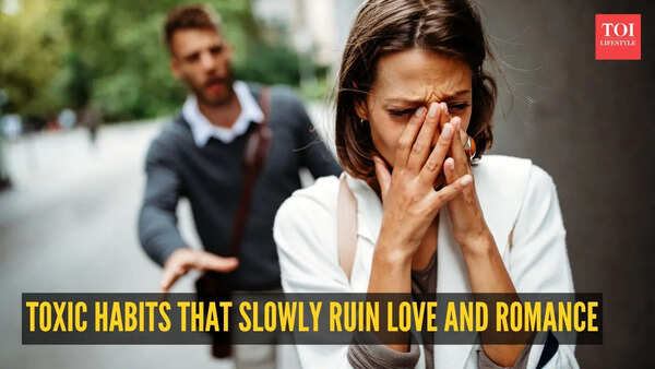 The snake effect: 10 toxic habits that slowly ruin love and romance