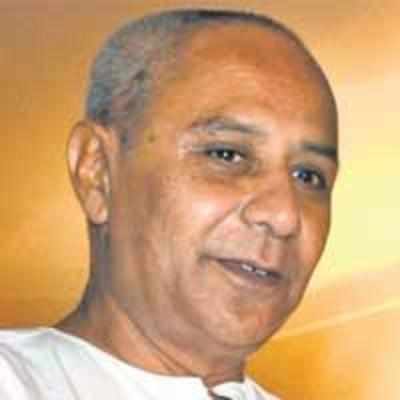 Patnaik's reluctance to join Third Front enthuses Cong