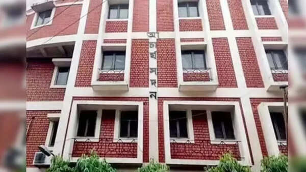 West Bengal polls: 26 of 35 staffers on election duty, SSC flags hiring delay