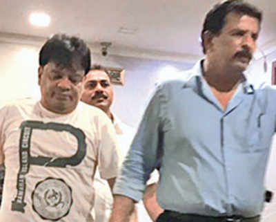 Iqbal Kaskar arrested for extortion