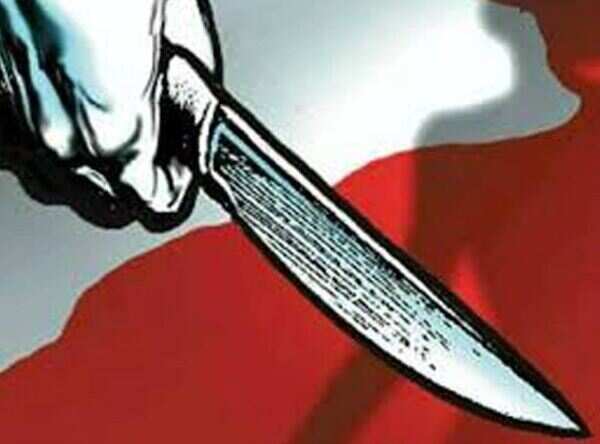 Burglar stabs house owner, held 4 hours later