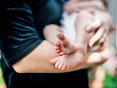 Breastfeeding with covid? Aye, say health experts