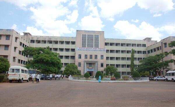 Legislators urge govt to come to aid of cash-strapped KIMS