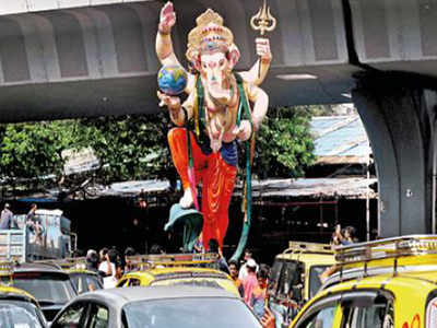 Mumbai: Economic slowdown has hit donations, say Ganpati mandals