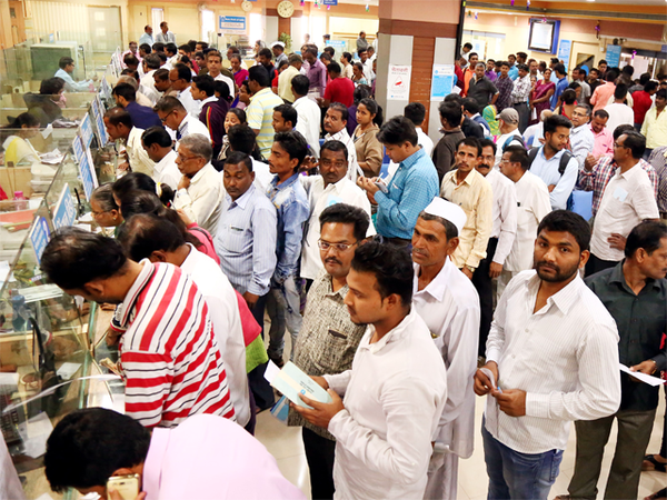 Demonetisation: Banks told to keep a hawk's eye on new accounts, deposits
