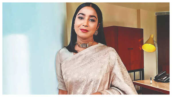 Will celebrate Diwali with family & friends at home: Shilpa Rao