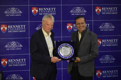 Economics Nobel Laureate & INET leaders visit Bennett