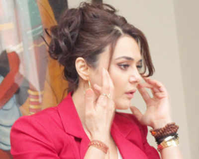 Preity Zinta starts make-up line now