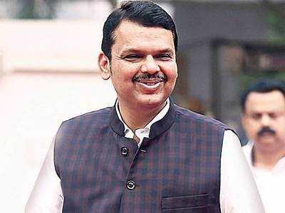 Fadnavis greeted with barbs over ‘I will return’; Uddhav says he will not do anything at midnight