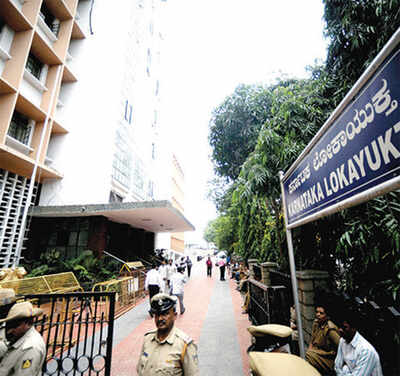 Retired official fights out Lokayukta penalty