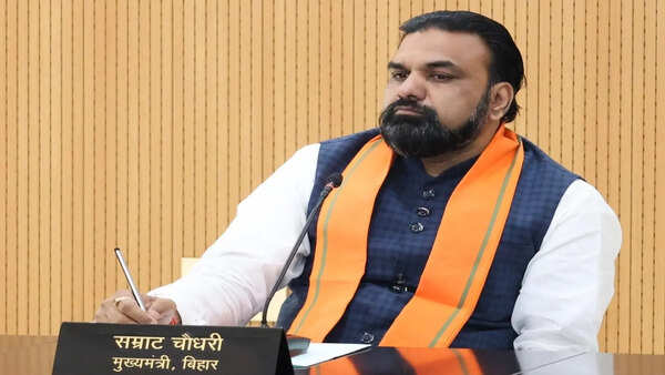 Make new transfer policy for schoolteachers: CM