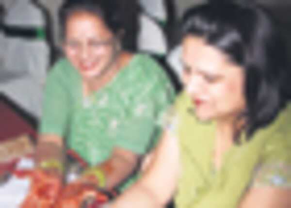 A colourful bonding