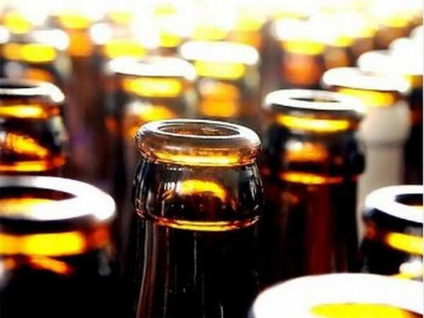 Man dies, three fall ill; illicit liquor suspected