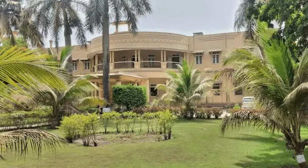 Maharashtra: Parsis, trusts offer to take over sanatorium in historic Sanjan to save it from builders