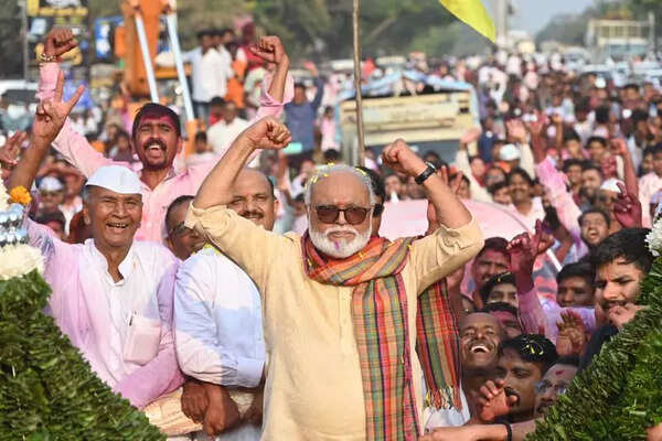 Bhujbal takes swipe at Pawar & Jarange