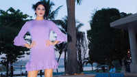 When Sunny Leone walked to her door with knife in hand 