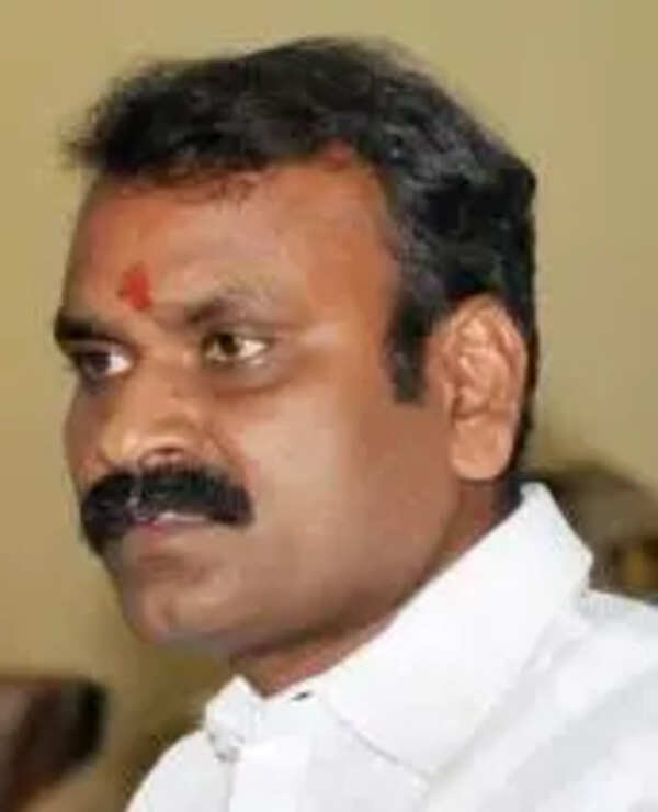 Murugan slams DMK govt for delaying Coimbatore airport expansion