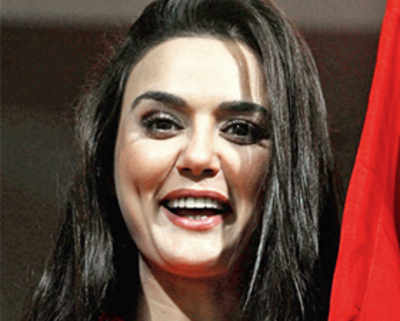 NESS MESS: Preity submits 4 photos showing bruises on hands