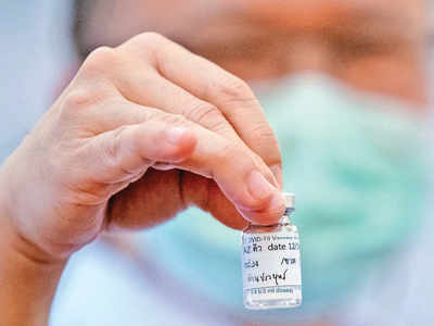 WHO looking into vax issues as nations hit pause button