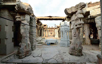 Replica work in Hampi was just for show