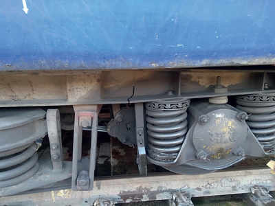 Alert staff averts accident in Mumbai-bound train