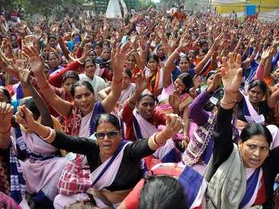 ASHA workers demand raise in honorarium, adequate supply of medicines in public health centres across Maharashtra