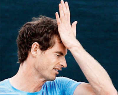 Murray limps off during training, sparks panic
