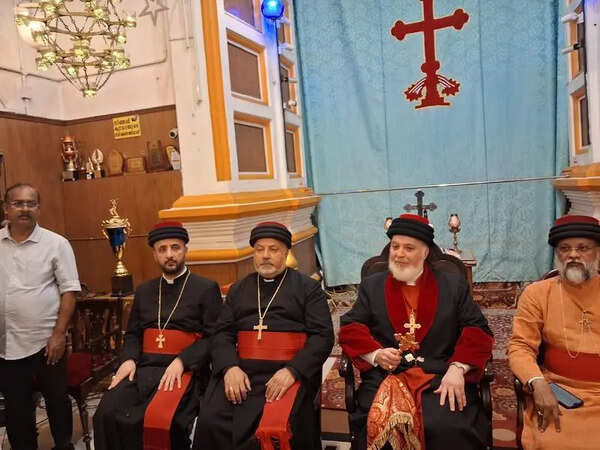 Patriarch Mar Awa III arrives on five-day visit