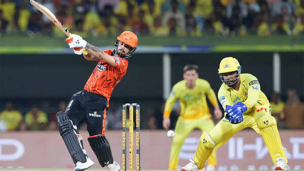 IPL 2026 Playoff Qualification Scenarios: With 7 matches to go, SRH and GT qualify; final spot up for grabs — odds for each team explained