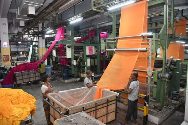 Surat among six cities chosen for textile export centres