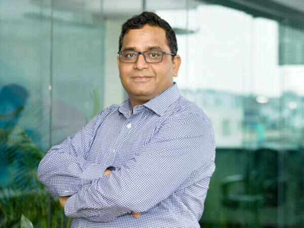 Industrialists Sunil Munjal & Saroj Poddar in talks to buy stake in Paytm