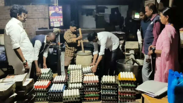 8,000 rotten eggs seized from two Trichy bakeries