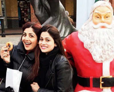 Shilpa, Shamita and Santa