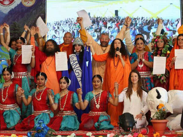 Visitors from over 100 countries pledge to save Ganga in Rishikesh