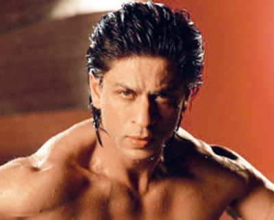 Shah Rukh Khan tells Farah Khan she exploits him