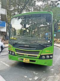 PMPML&rsquo;s dependency on hired buses without strict control a major cause of concern