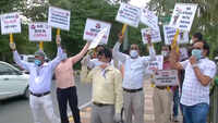 Save Bengal Organisation protests outside Chinese embassy in Delhi 