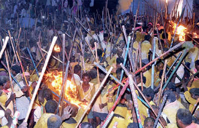 50 devotees injured in stick fight