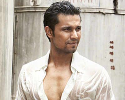 Randeep to move into his own home soon