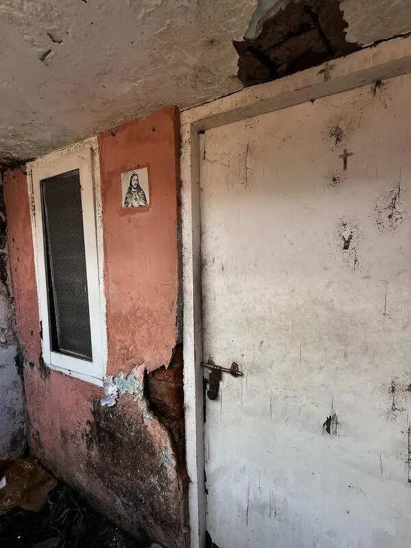 Demolition of houses along Konthuruthy river begins