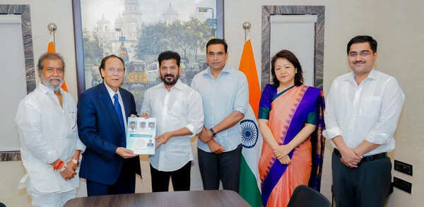 ‘Cancer Atlas of T’ presented to CM