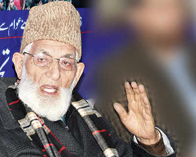 Modi trying to reach out to J&K separatists: Geelani