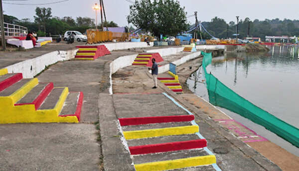 Bhopal: Kharna prasad rituals mark Chhath Day-two