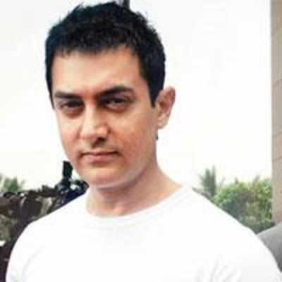 Aamir, now an item boy