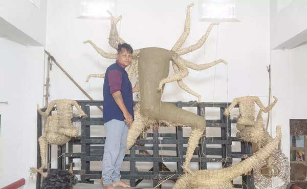 Breaking barriers: Soma Behera, Cuttack's trailblazing woman idol maker