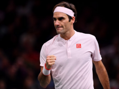 Roger Federer to compete with Novak Djokovic for record ninth Wimbledon title