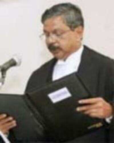 Advocates' honour for Justice Dattu