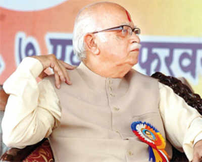 Advani set for 2nd sulk as BJP plans Friday premiere for Modi